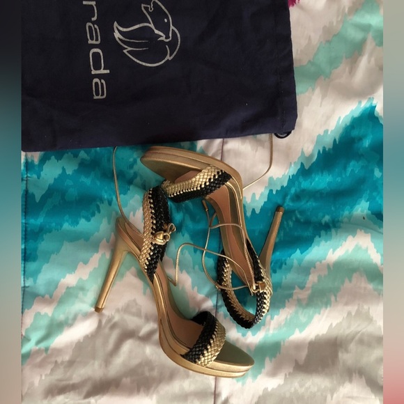 New Prada heels - Picture 2 of 11